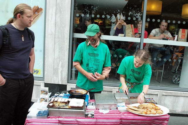 100730_d70_053-medium