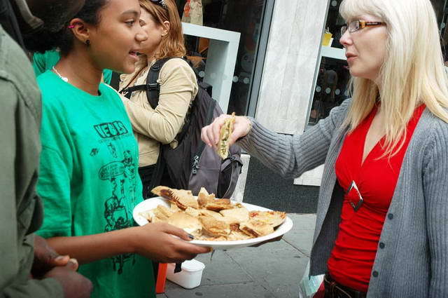 100730_d70_060-medium