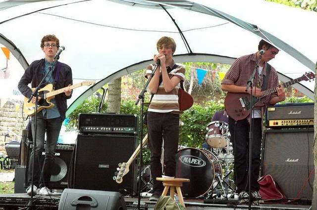 101009_d70_014-medium