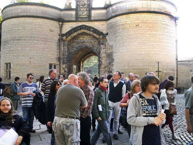 101010_e72_040-medium