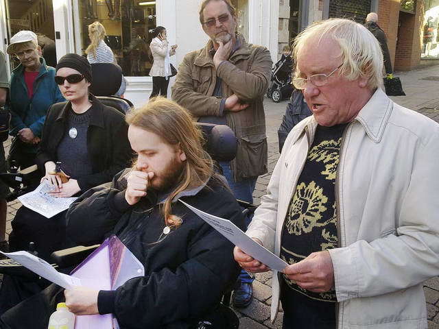 101010_e72_043-medium