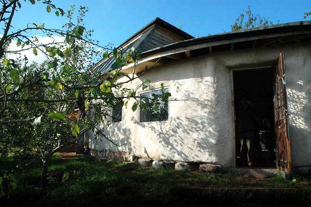 101007_d70_123-medium