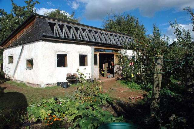 101007_d70_128-medium