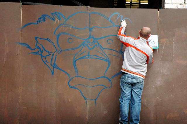 101002_d70_010-medium