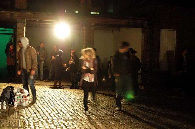 06_101002_d70_180-medium