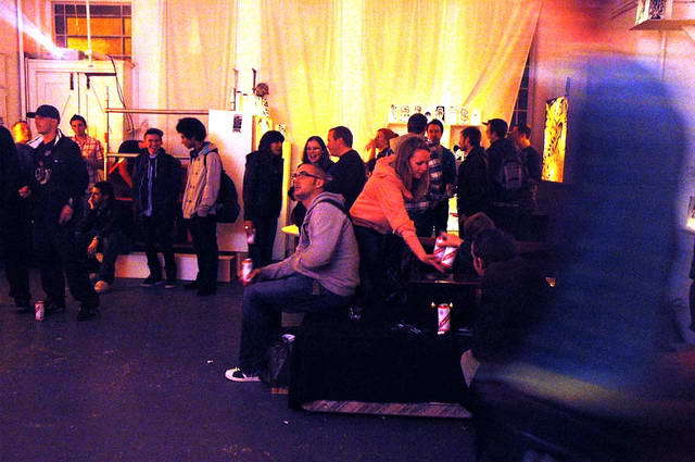 101002_d70_216-medium