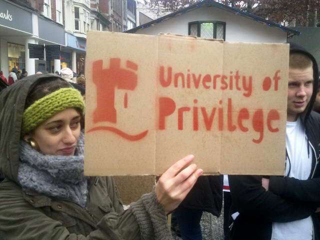 101204_e72_077-medium