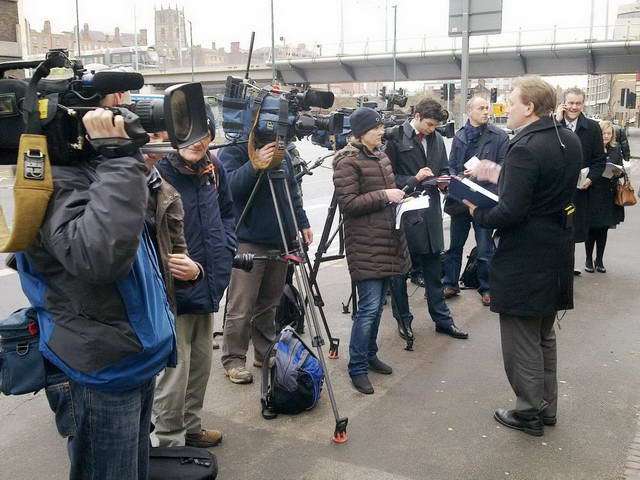 110110_e72_001-medium