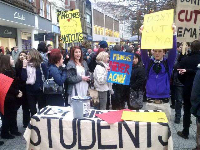 110111_e72_007-medium