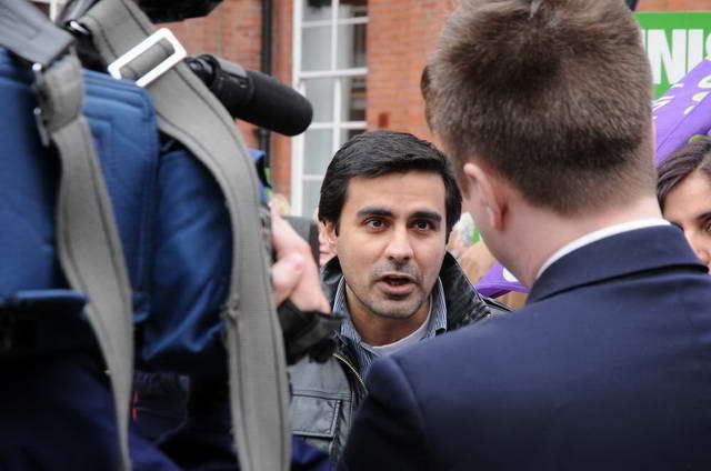 110401_d300s_082-medium