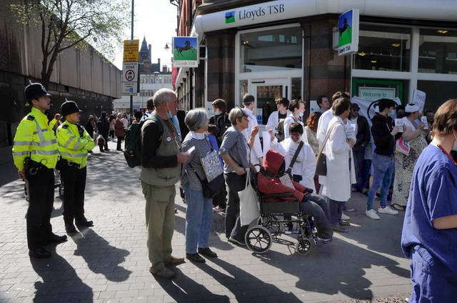 110409_d300s_095-medium