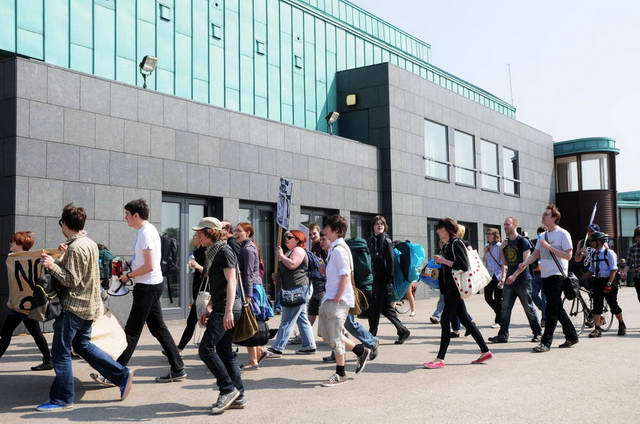 110419_d300s_005-medium