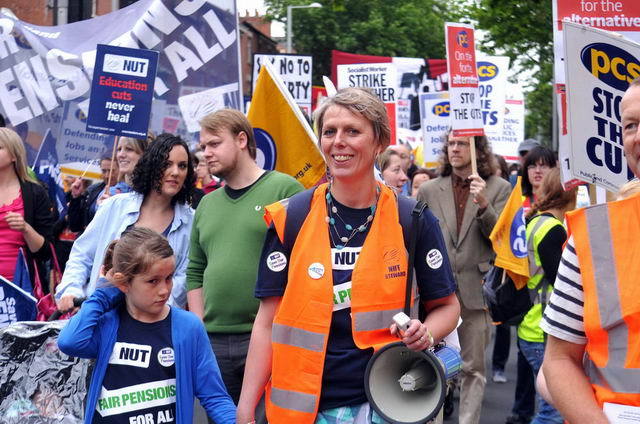 110630_d300s_061-medium