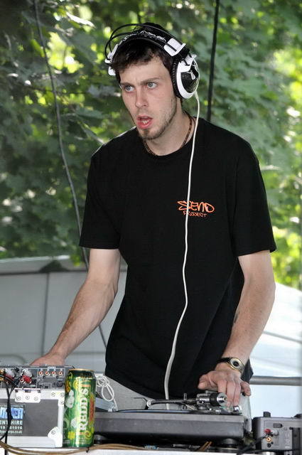 110702_d300s_391-medium