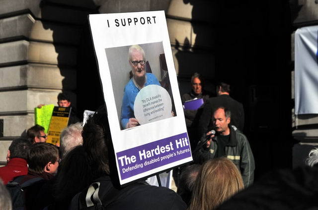 111022_d300s_004-medium