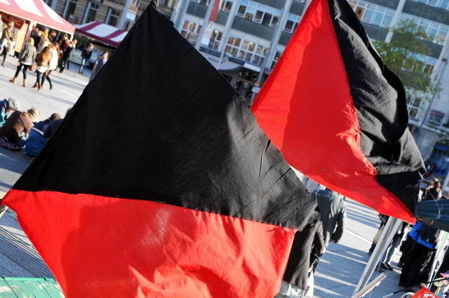 111022_d300s_125-medium