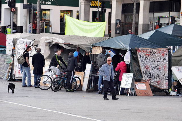 111101_d300s_050-medium