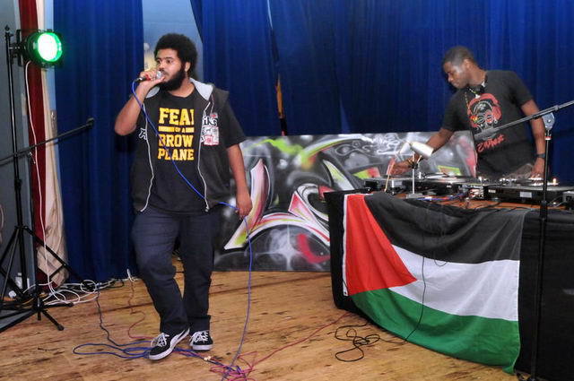 111110_d300s_105-medium