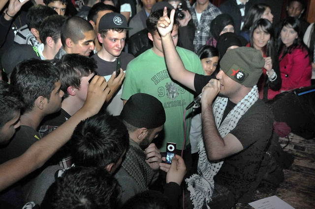 111110_d300s_125-medium