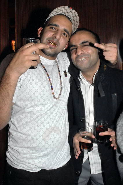 111110_d300s_203-medium