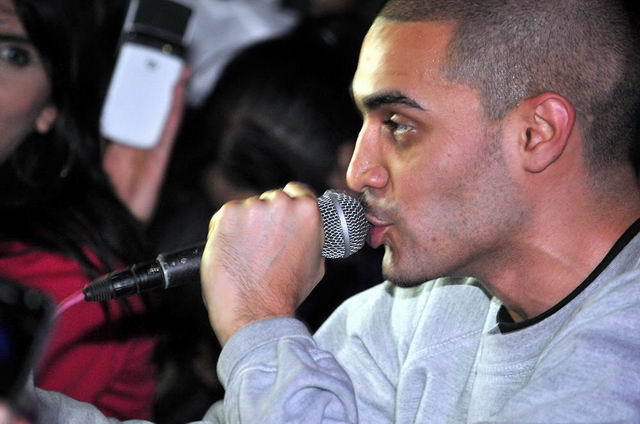 111110_d300s_246-medium