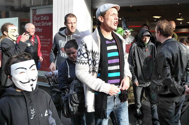 111112_d300s_061-medium