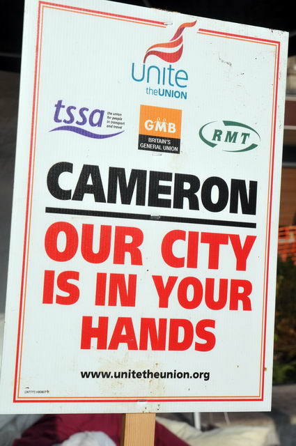 111111_d300s_082-medium