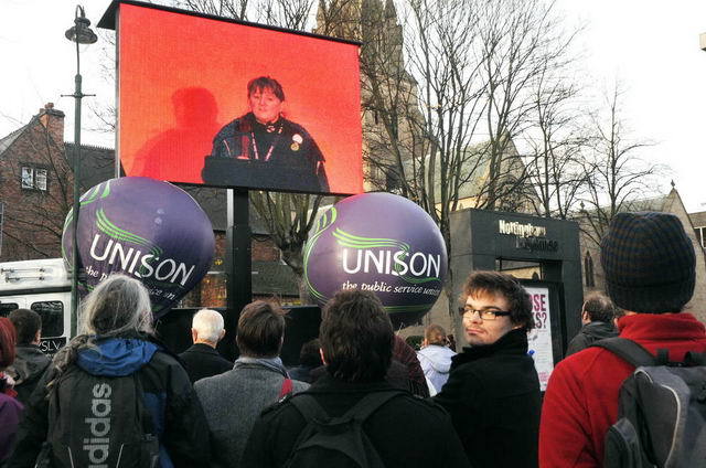 111130_d300s_365-medium