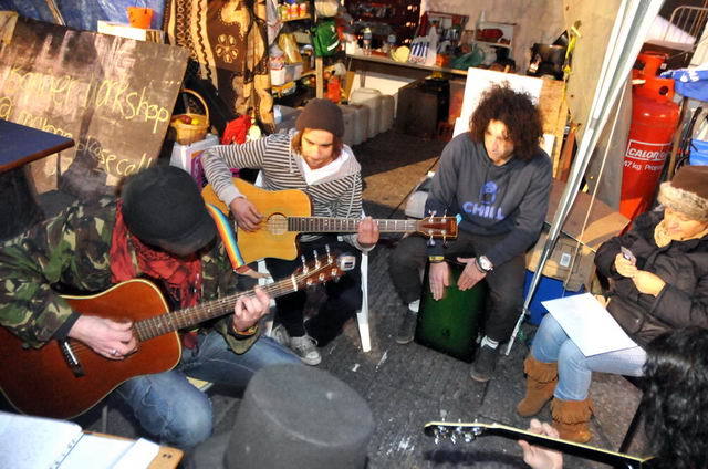 111130_d300s_442-medium