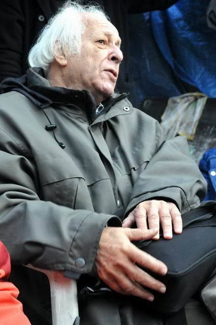 111130_d300s_419-medium