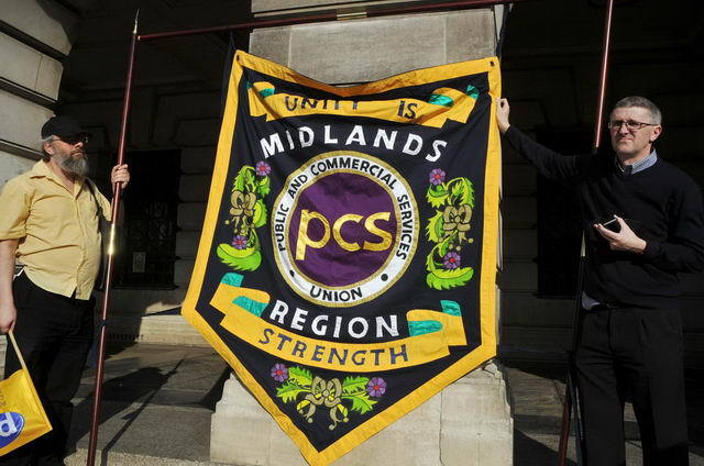 120329_d300s_031-medium