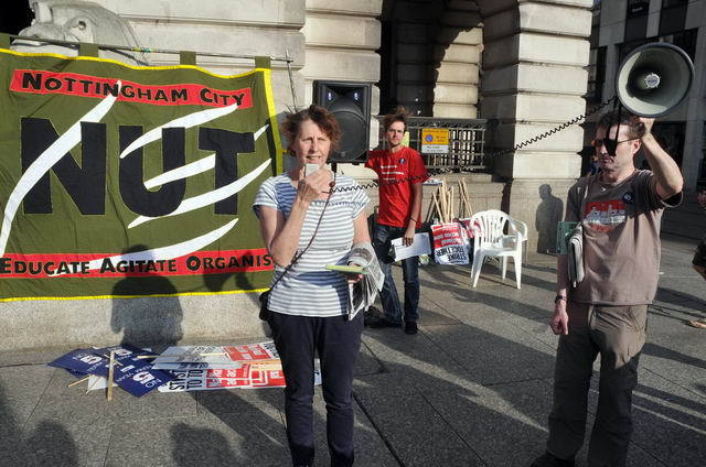 120329_d300s_053-medium