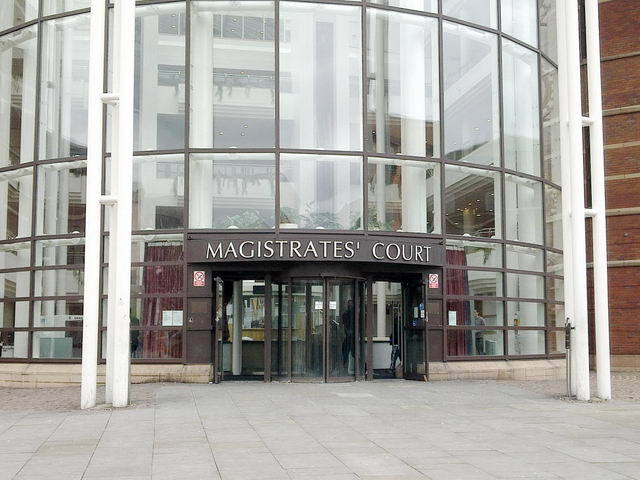 120405_e72_021-medium