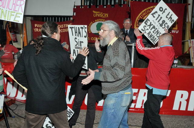 120505_d300s_197-medium