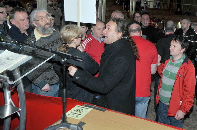 120505_d300s_204-medium