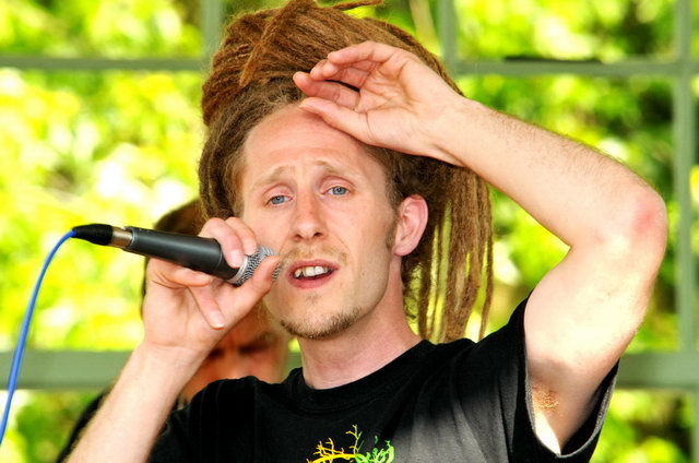 120610_d300s_118-medium