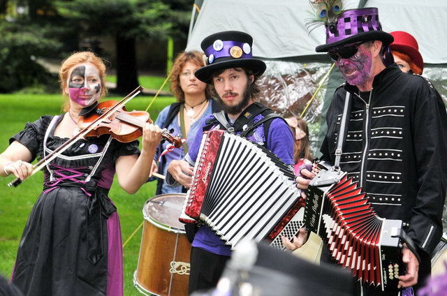 120805_d300s_090-medium